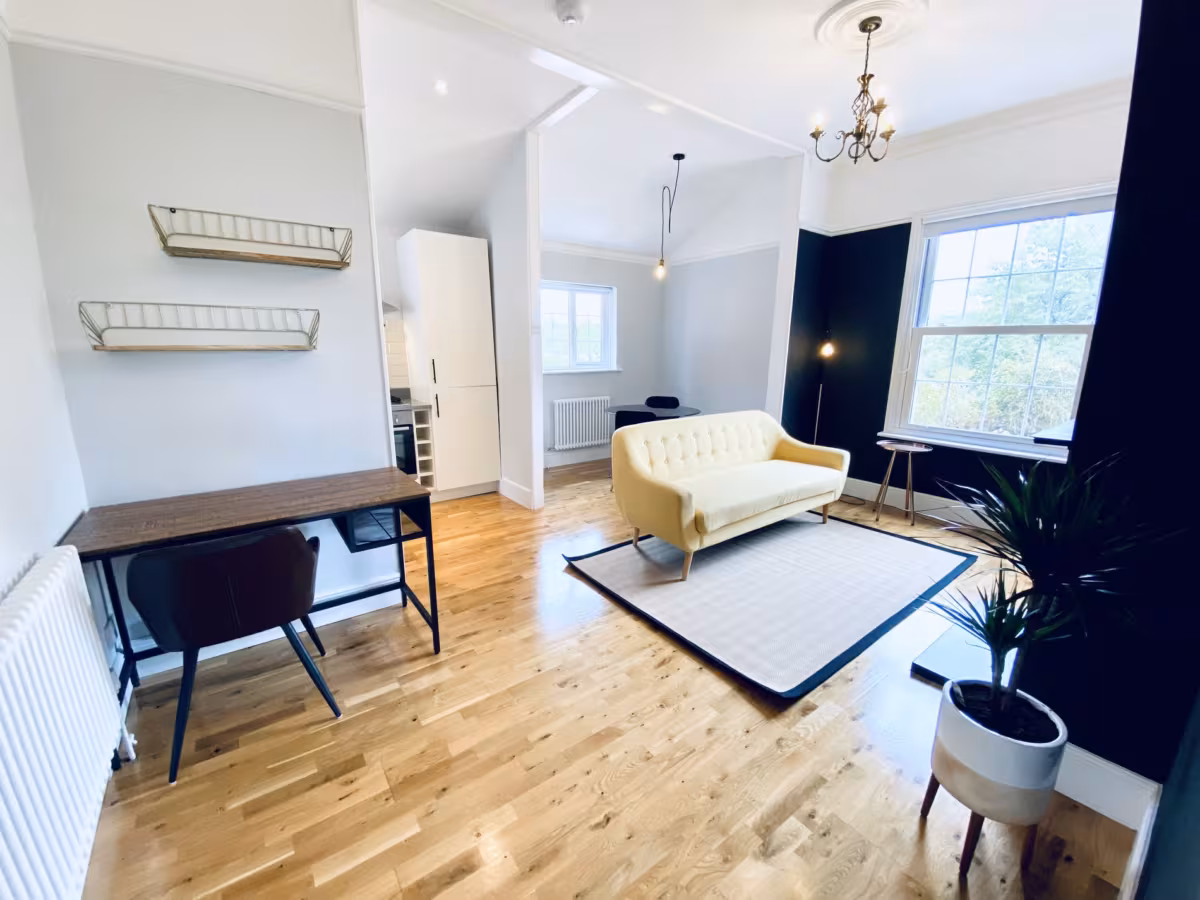Leam Terrace, CV31 1DF