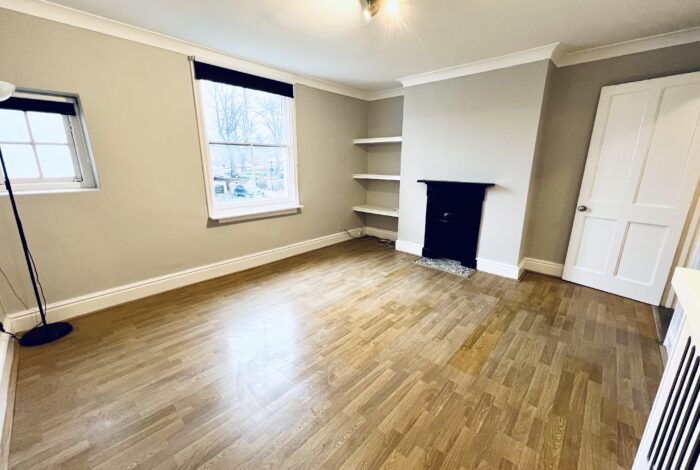 Radford Road, CV31 1JG