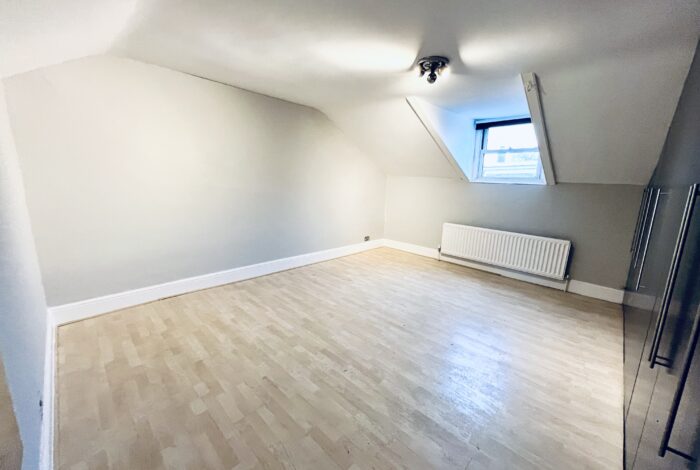 Radford Road, CV31 1JG