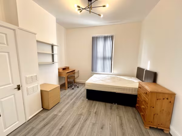 Camberwell Terrace, CV31 1LP - Student 2027/28
