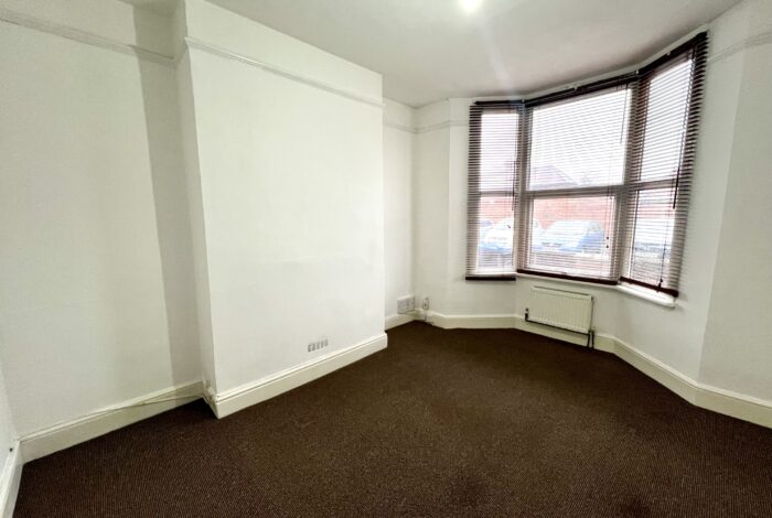 Tachbrook Street, CV31 2BH