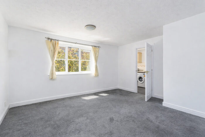 Frances Havergal Close, CV31 3BU