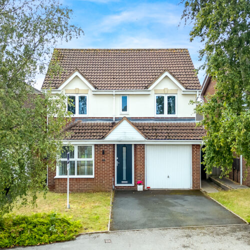 Lady Grey Avenue, CV34 6FH