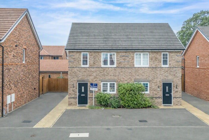 Whittaker Way, CV34 8AX