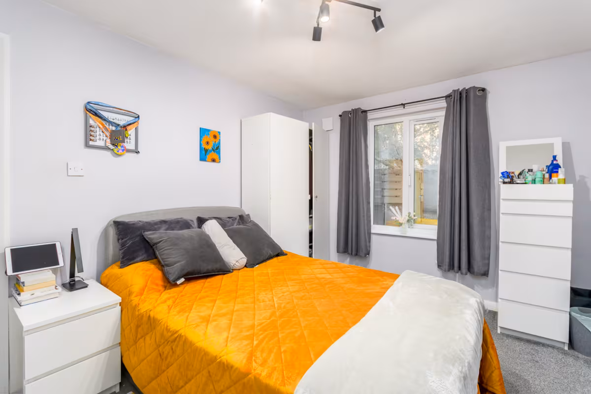 Regent Place, CV31 1EH