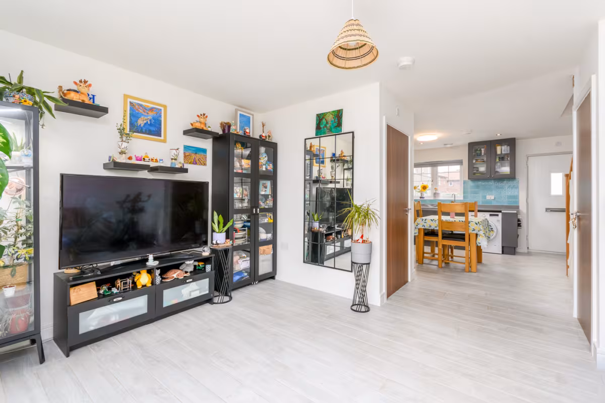 Whittaker Way, CV34 8AX