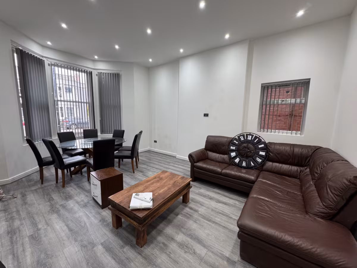 Avenue Road, CV31 1LZ - Student 2027/28